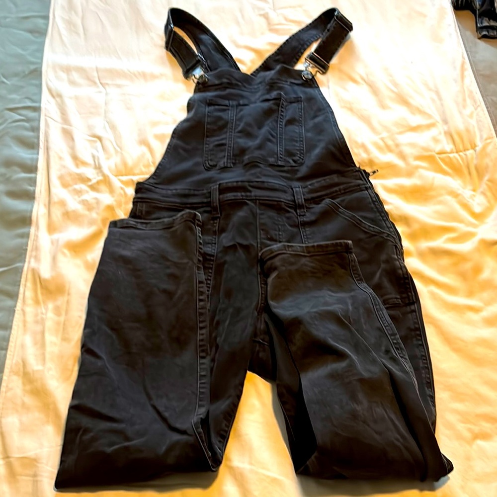 GAP factory skinny denim overalls. Size S